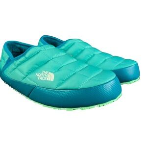 The North Face Thermoballl Water Repellent Traction V Mule Slipper